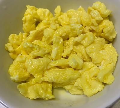 胡萝卜木耳炒鸡蛋的风味，只做给最爱的人