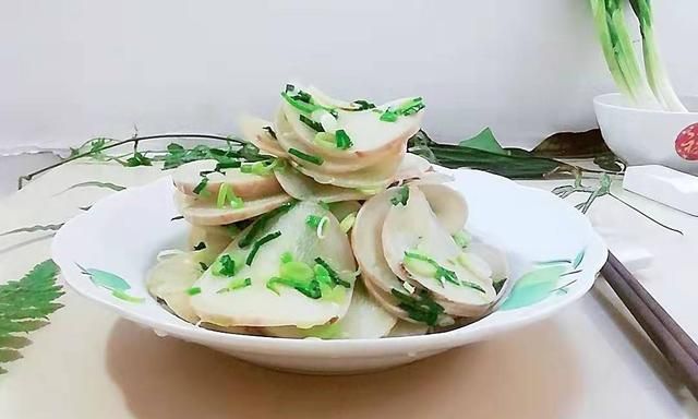 大鱼大肉吃腻了，来份炒木薯清清肠胃吧，美味又健康