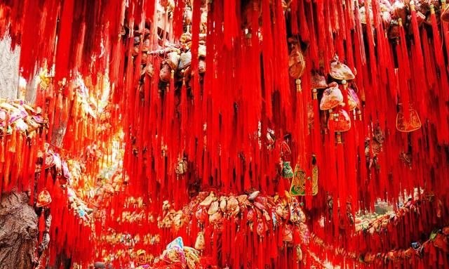 春节习俗有哪些(春节习俗有哪些文章)