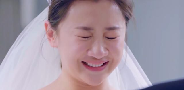 奉子成婚的何雯娜在婆家没地位，婆婆跟亲妈起争执，何雯娜落泪
