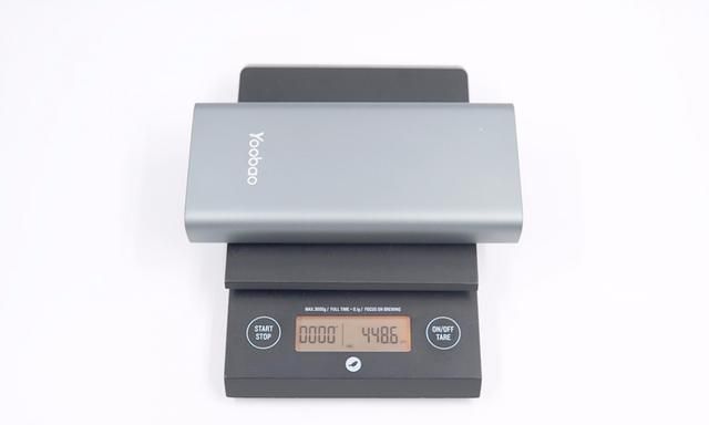 羽博45w充电宝拆解，超大容量续航仅iphone11大小