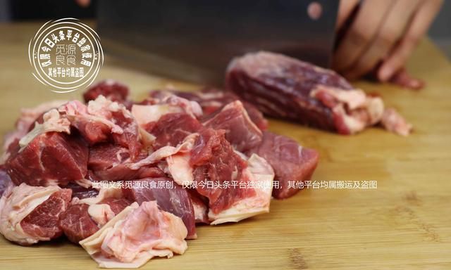 秋冬学做牛腩萝卜汤，肉香浓郁香而不膻，方法简单没放一滴色拉油