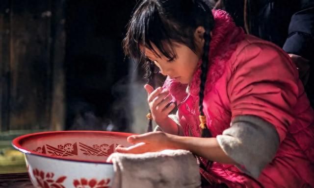 推荐10部感人至深的国产催泪电影，太好哭了！
