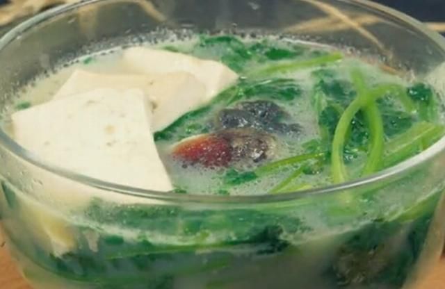 香菜怎么做好吃家常(香菜怎么做好吃又简单的吃法)图2