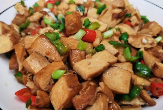 百吃不厌卤豆腐干，简单的家常做法，不简单的美味，太赞了