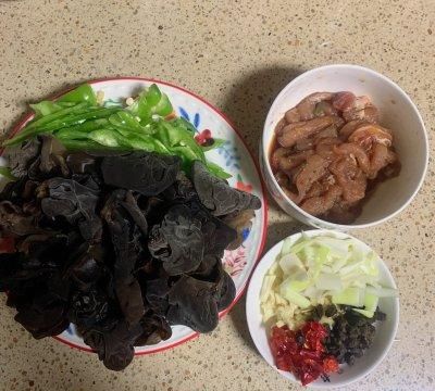 学会木耳炒肉，早餐不用愁